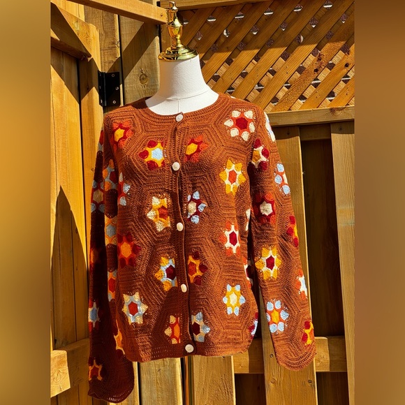 🆕 FARM Rio 🧿 NWOT Brown Crochet Knit Patchwork Button Up Cardigan, Sz L - Picture 10 of 16